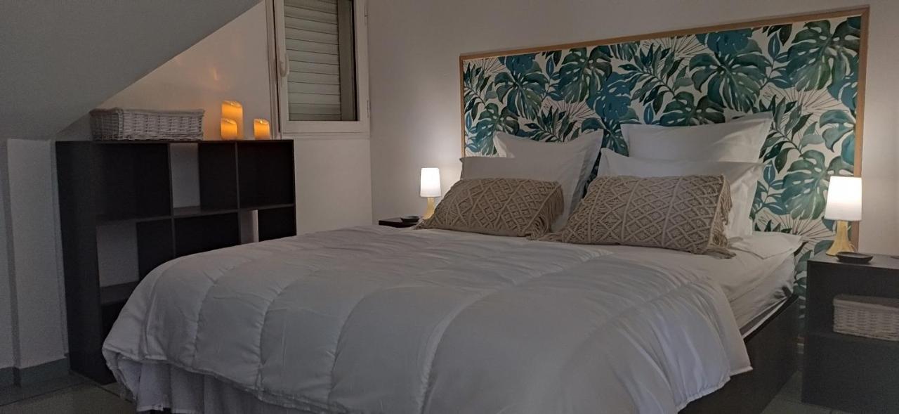 L'Echappee Belle Apartment แซ็ง-ปีแยร์ ภายนอก รูปภาพ